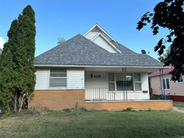 1910 2nd St, Perry, IA 50220