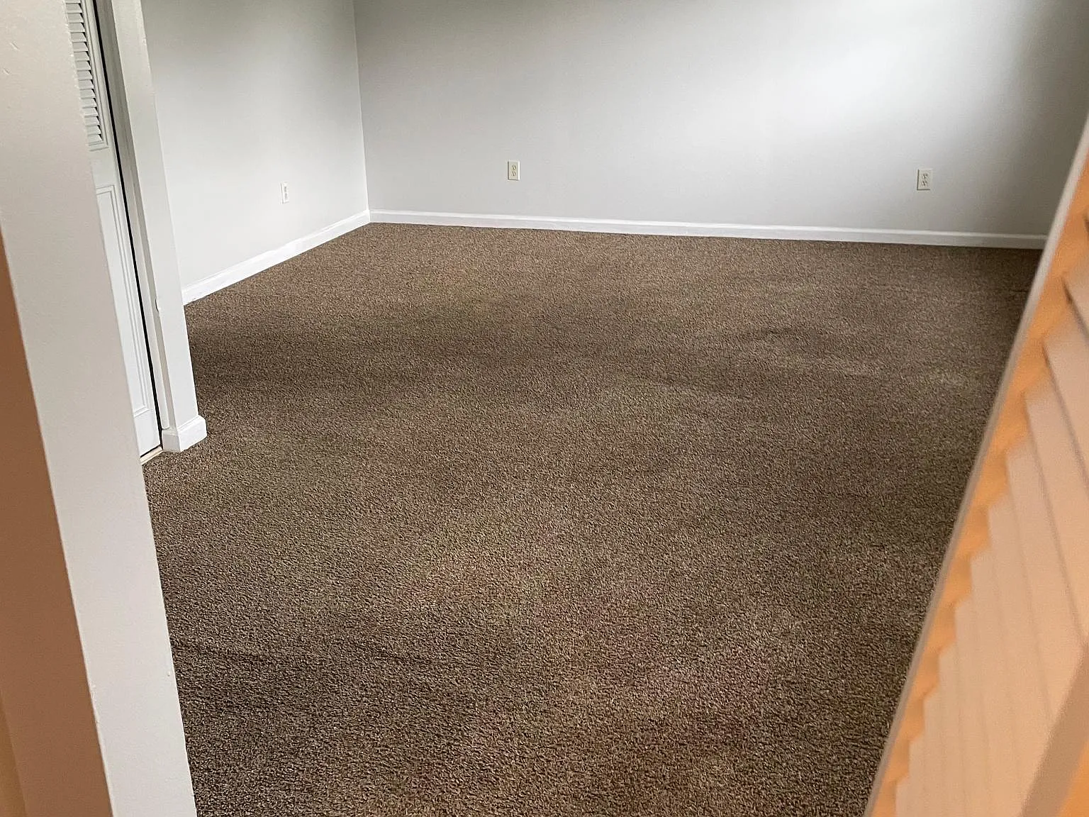 6127 N Whitham Dr — Photo 2