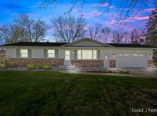 7290 Pete Ave, Jenison, MI 49428