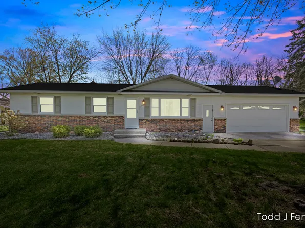 7290 Pete Ave, Jenison, MI 49428