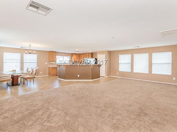 4th image of 11608 Stivali St