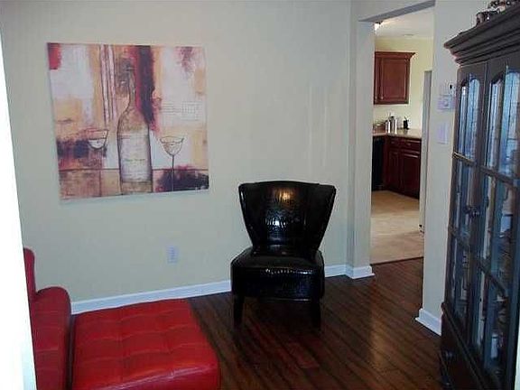 5th image of 1433 Bark Ln