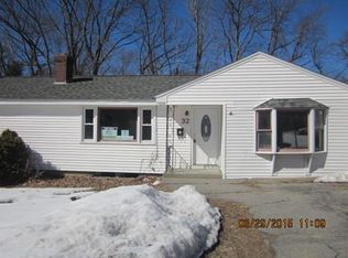 32 June Street Ter, Worcester, MA 01602