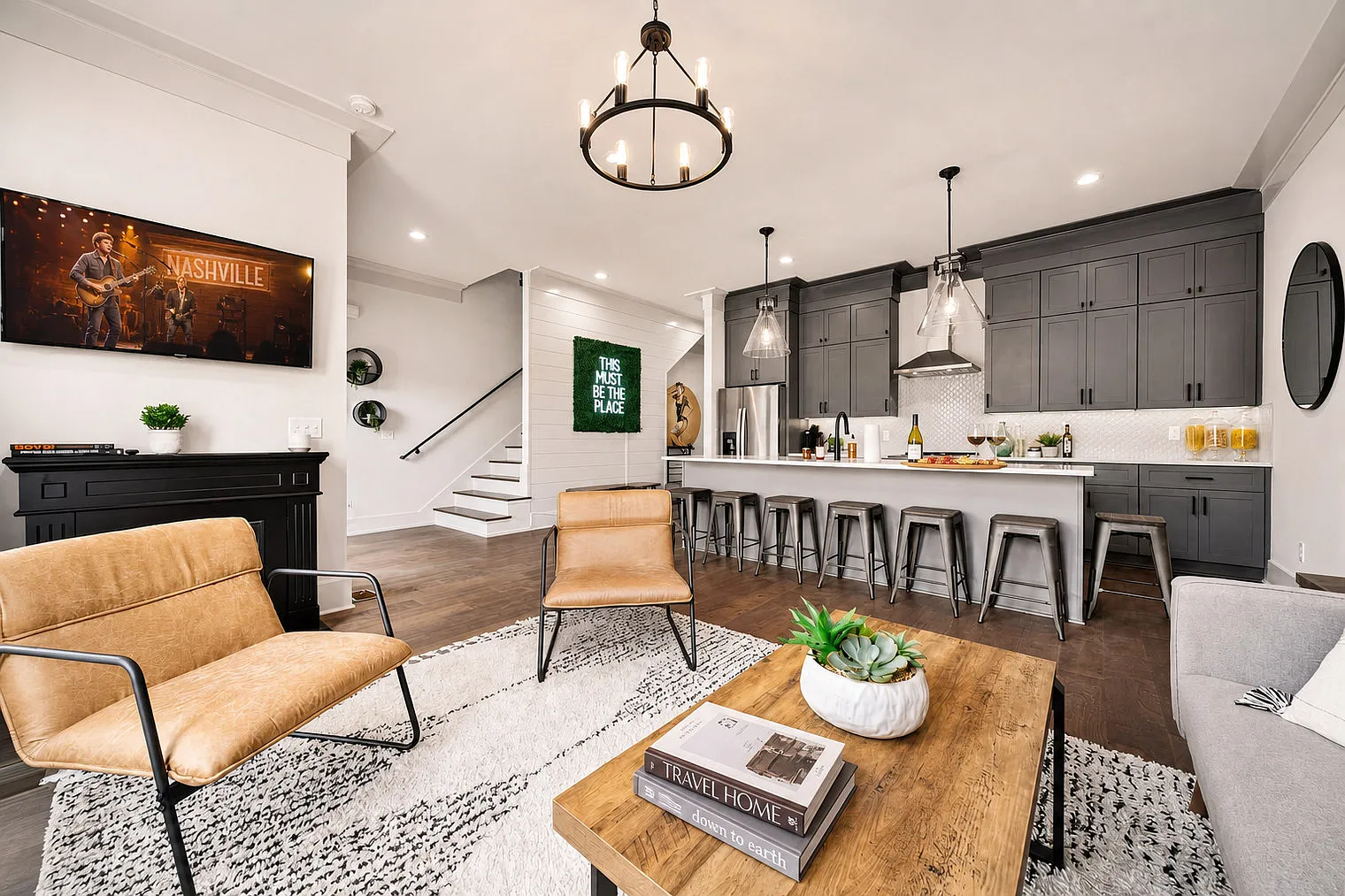 4 bed, 4.0 bath, 312 sqft, $4,603 — Photo 1