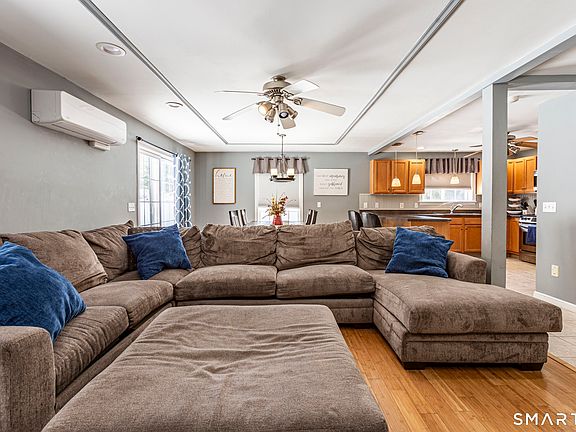 3rd image of 107 Amherst Drive