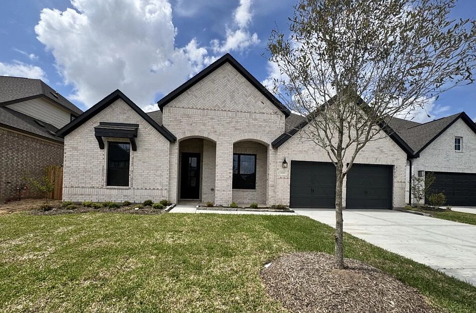 6115 Waterman Lake Lane Interior Image 1