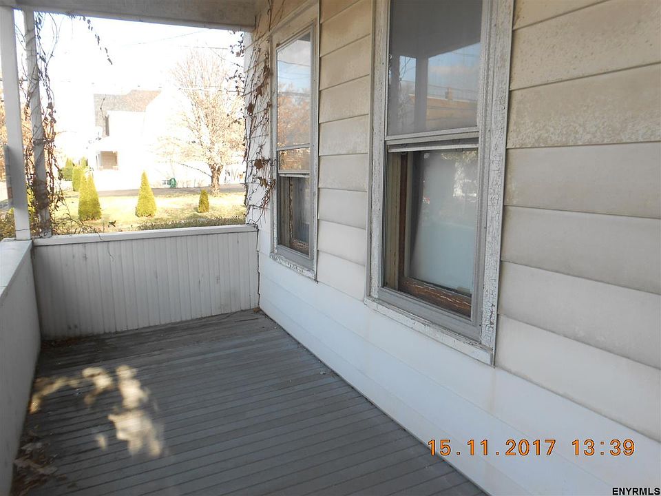 2nd image of 1848 Avenue A