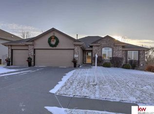 18163 Lafayette Ave, Elkhorn, NE 68022