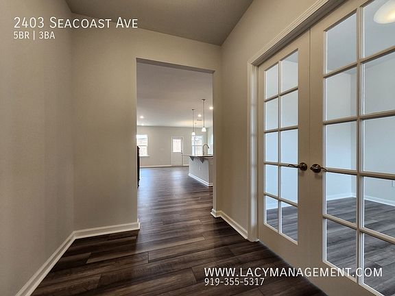 3rd image of 2403 Seacoast Ave