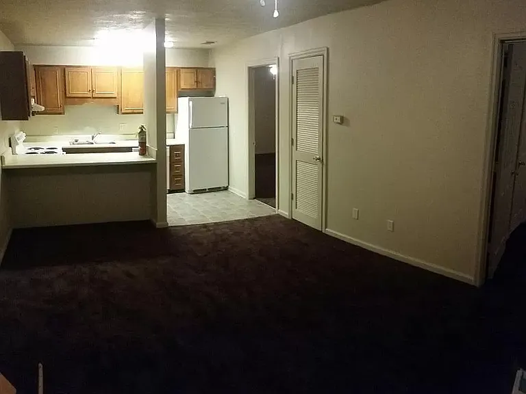 222.5 Lanier Dr #410 — Photo 2