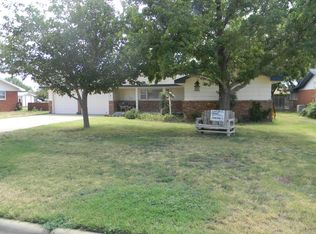 1310 Floydada St, Plainview, TX 79072