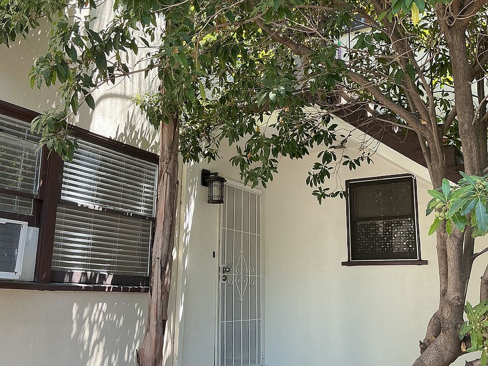 Entrance and patio