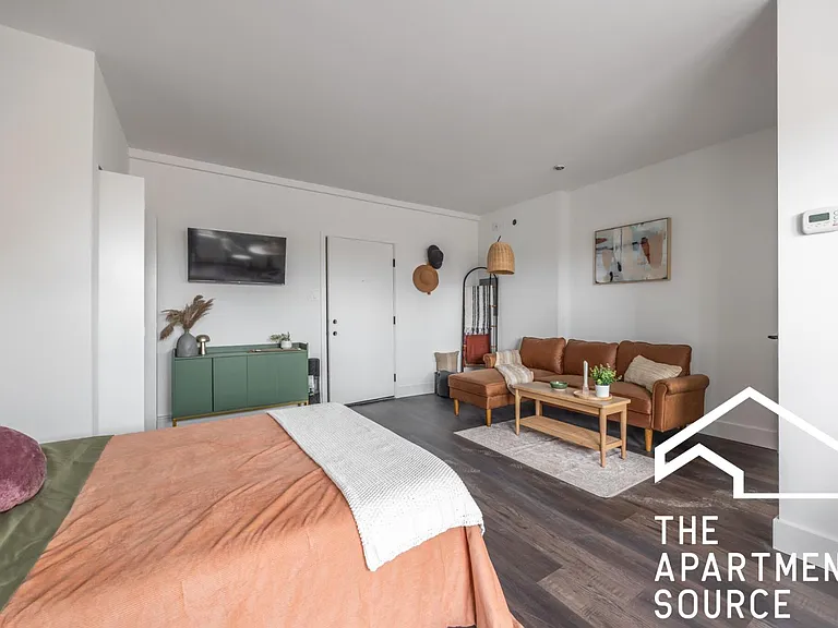 1505 W Hollywood Ave #306 — Photo 26