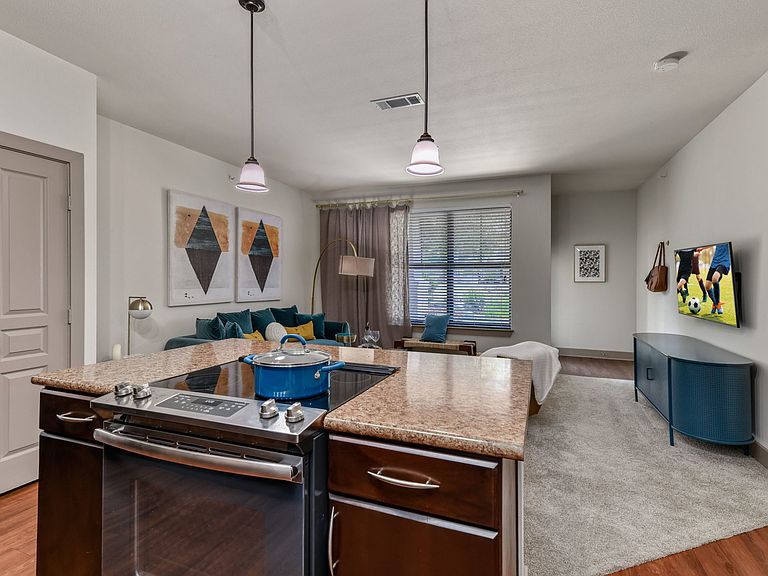 Centreport Lake Luxury Apartment Rentals Fort Worth, TX