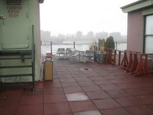 Rented by Aclawrence | media 18