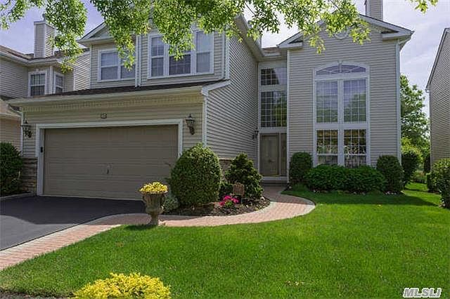 1st image of 154 Hamlet Dr