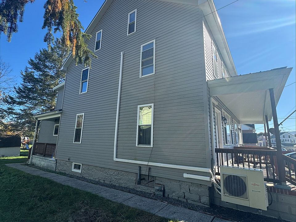 2nd image of 185 Broad St