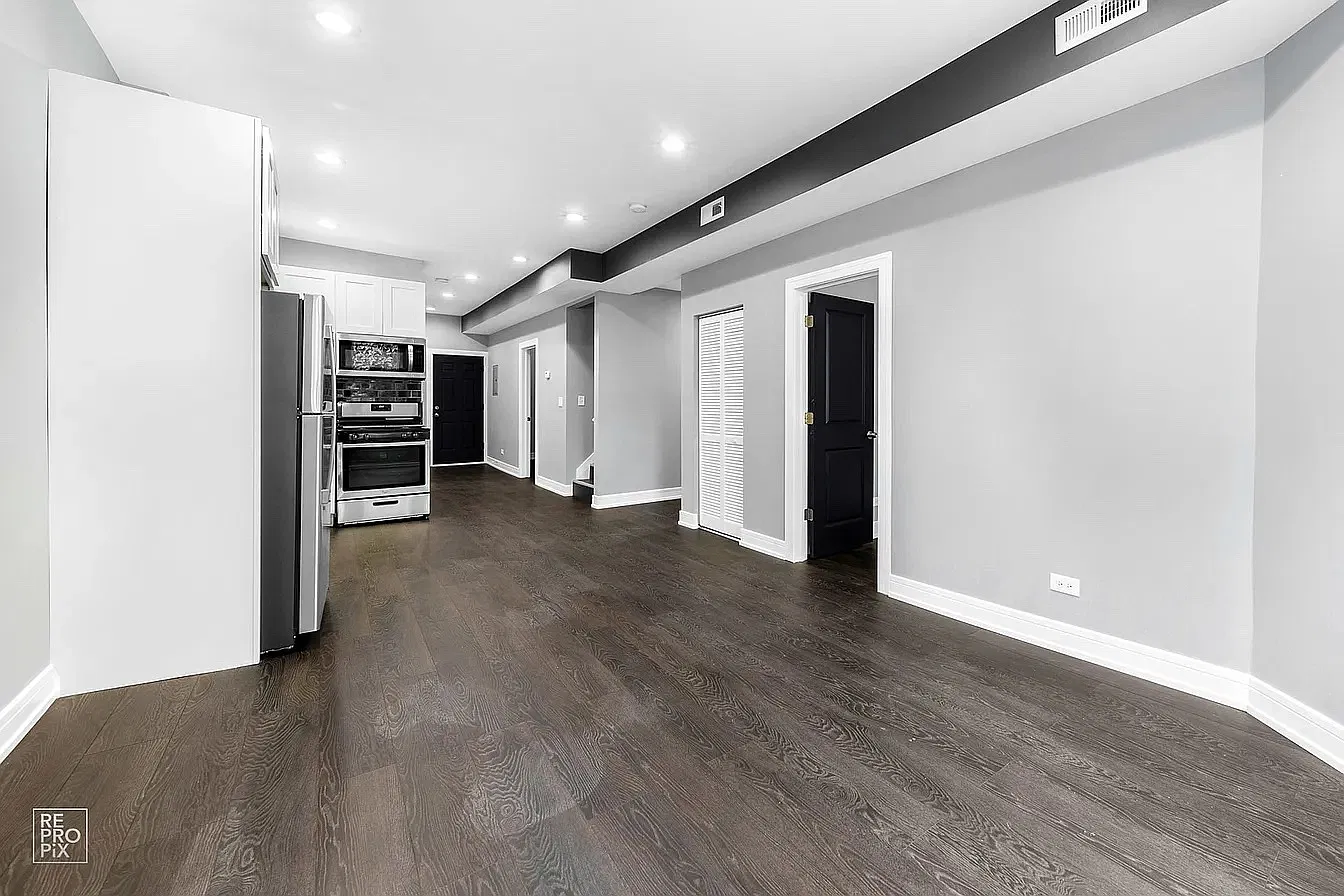 3 bed, 1800 sqft, $2,750 — Photo 2