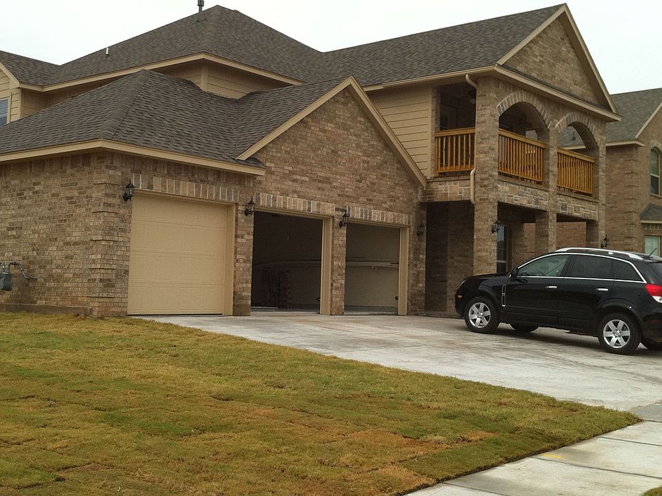 1st image of 9100 NW 86th Ct