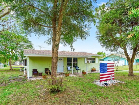 (Undisclosed Address), Boynton Beach, FL 33436