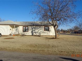 1115 Clark St, Altus, OK 73521