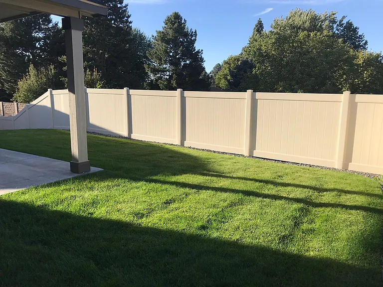 W 28th Ave — Photo 22