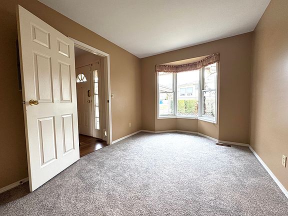 4th image of 1717 Granite Ave #13