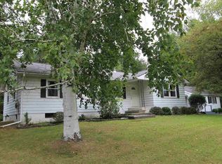 143 Spring Lake Rd, Red Hook, NY 12571