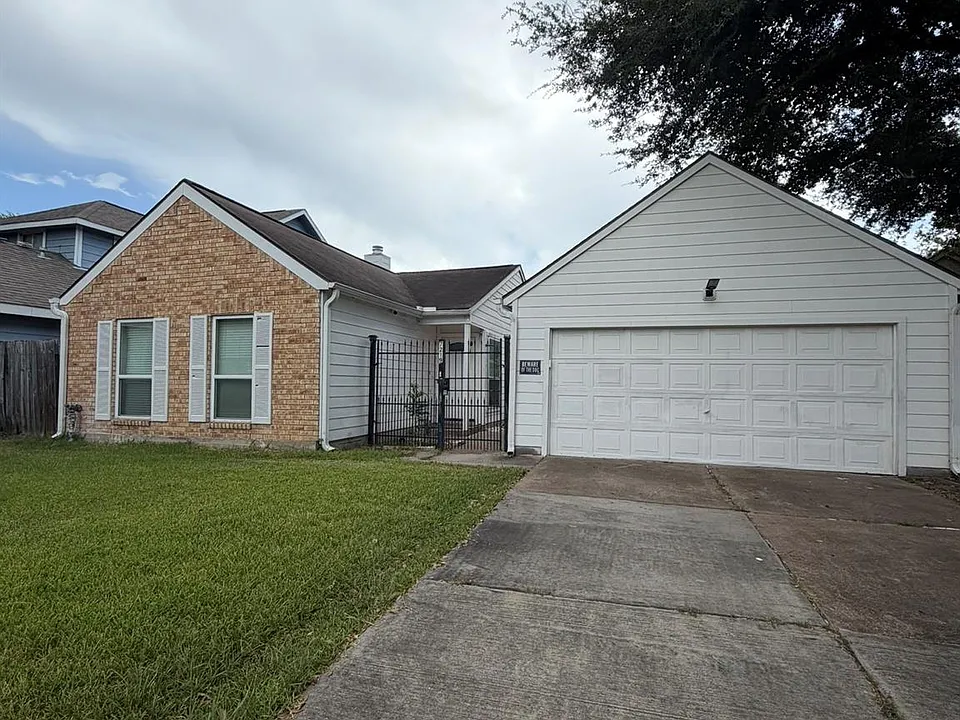 7219 Caddo Lake Ln