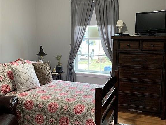 3rd image of 9043 Walnut Meadow Dr