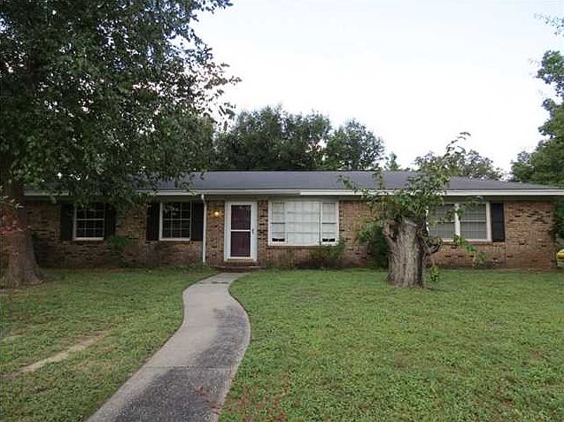 1st image of 3000 Partridge Dr
