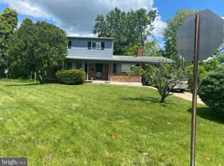 9500 Mazzoni Ave, Lanham, MD 20706