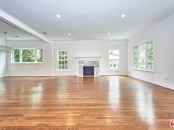 4th image of 570 Lillian Way