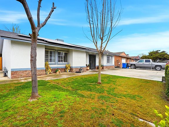 3rd image of 2414 Strepy Ave