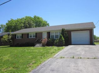 619 Las Vegas Dr, Hopkinsville, KY 42240