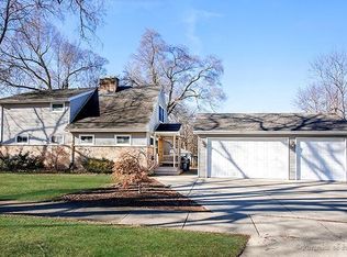 104 N Elizabeth St, Lombard, IL