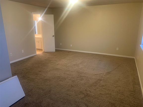 2nd image of 12326 Fairmeadow Dr