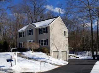 7 Julia Dr, Hooksett, NH 03106