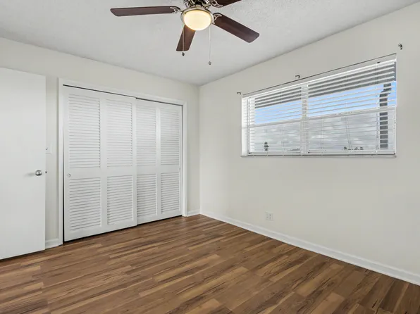 950 Hillcrest Drive #514, Hollywood, FL 33021