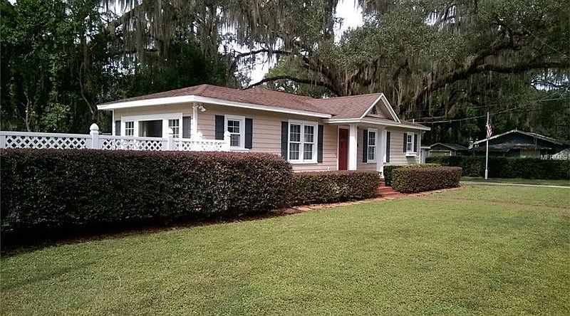 1st image of 1818 Oak Ave