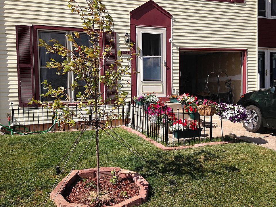 2nd image of 4221 Crow Dr