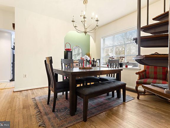 5th image of 30 Potter St