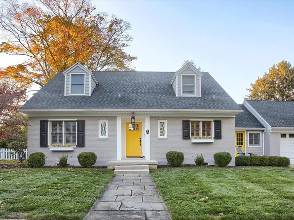 155 Oak Ln, Hershey, PA 17033