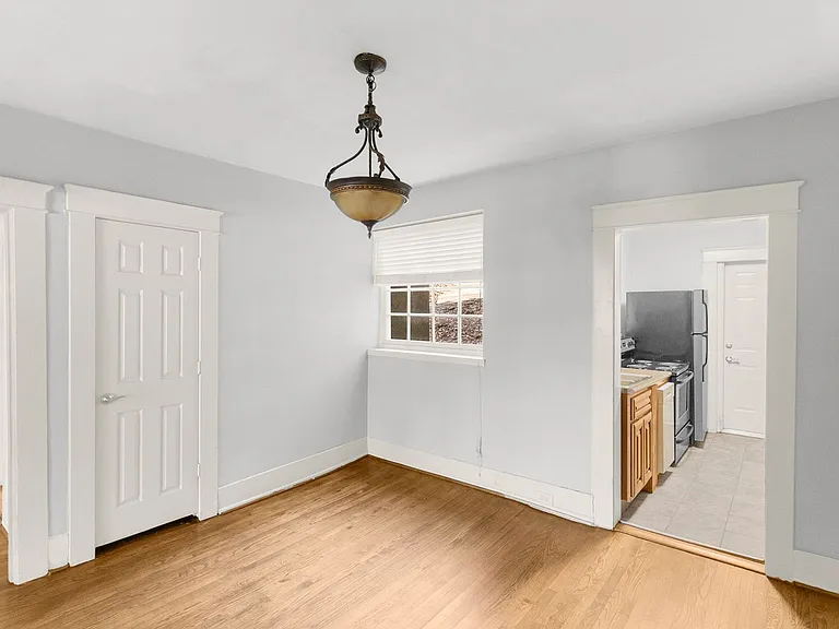 Elmhardt Apartments — Photo 19