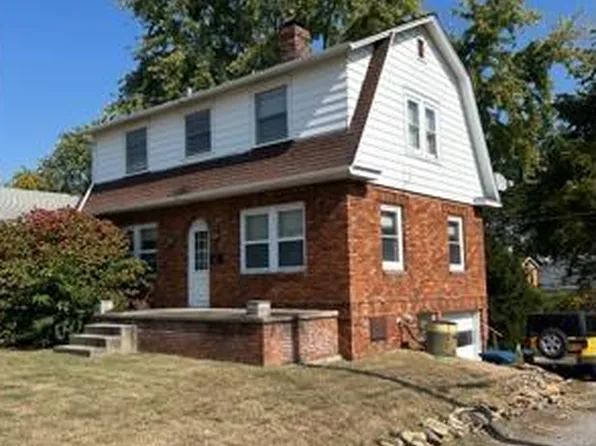 216 N Amos Ave, Springfield, IL 62702