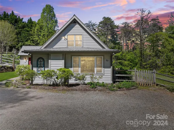 57 Pine Forest Dr, Weaverville, NC 28787