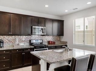 31504 Alicante Loop, Winchester, CA 92596