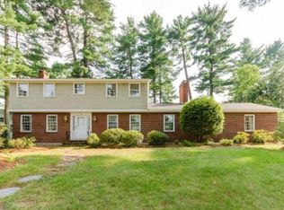 16 Alice Dr, Nashua, NH 03063