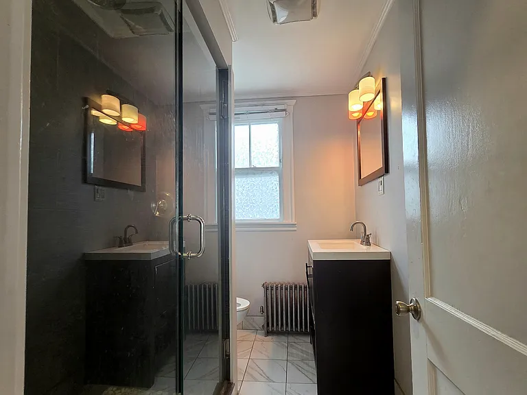 19 Leavitt St #2 — Photo 9