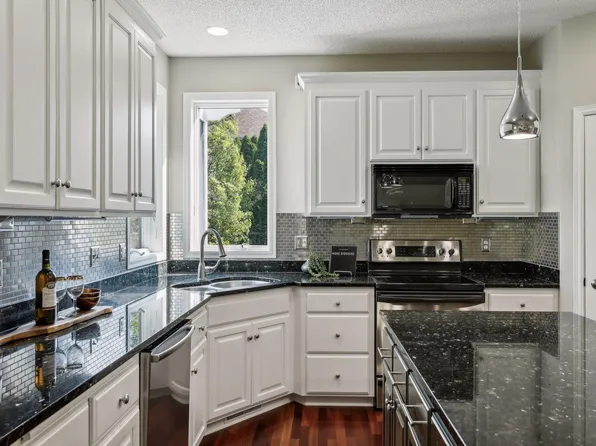 1477 Sherman Lake Rd, Lino Lakes, MN 55038